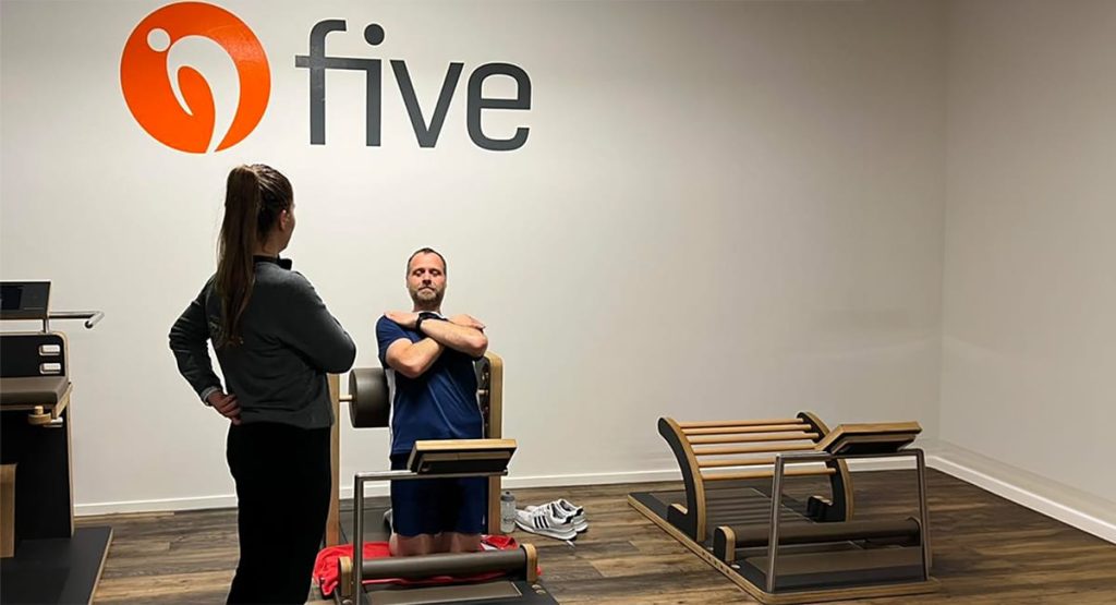 De beste stretchingroutines voor na het werk
